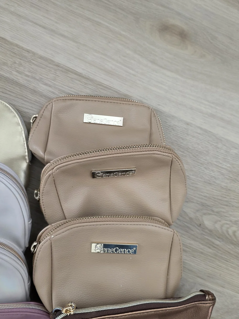 SeneGence compact cosmetic